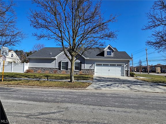 2nd image of 7462 Pearl Rd