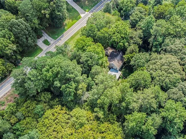 253 Harmony Grove Rd, Lilburn, GA 30047