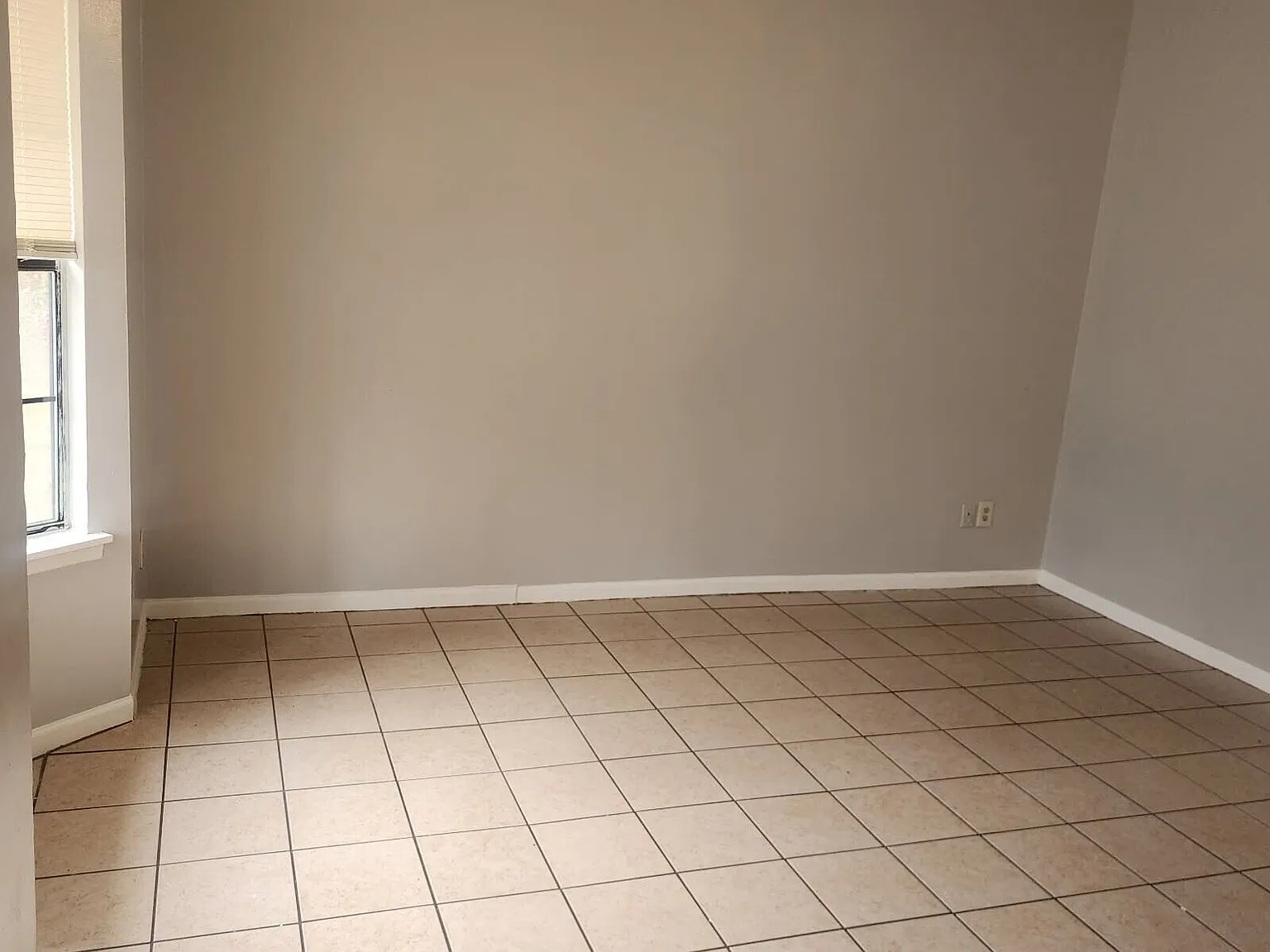 3 bed, 2.0 bath, 1253 sqft, $1,500 — Photo 3