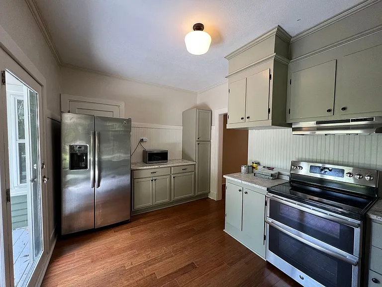 451 Centerville St NE — Photo 5