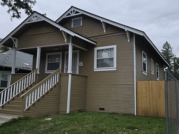 2nd image of 3825 1st Ave