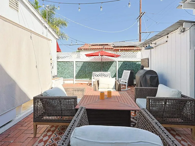 207 C Ave — Photo 28