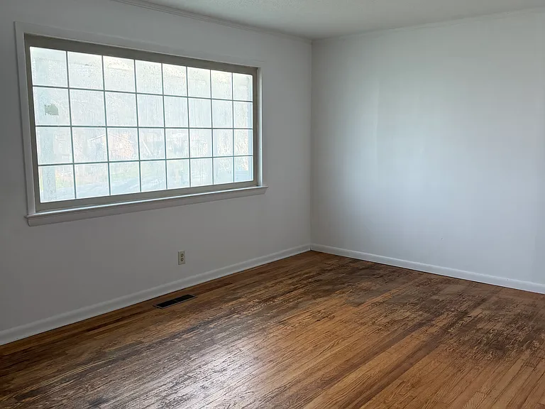 9616 Brewer Dr — Photo 46