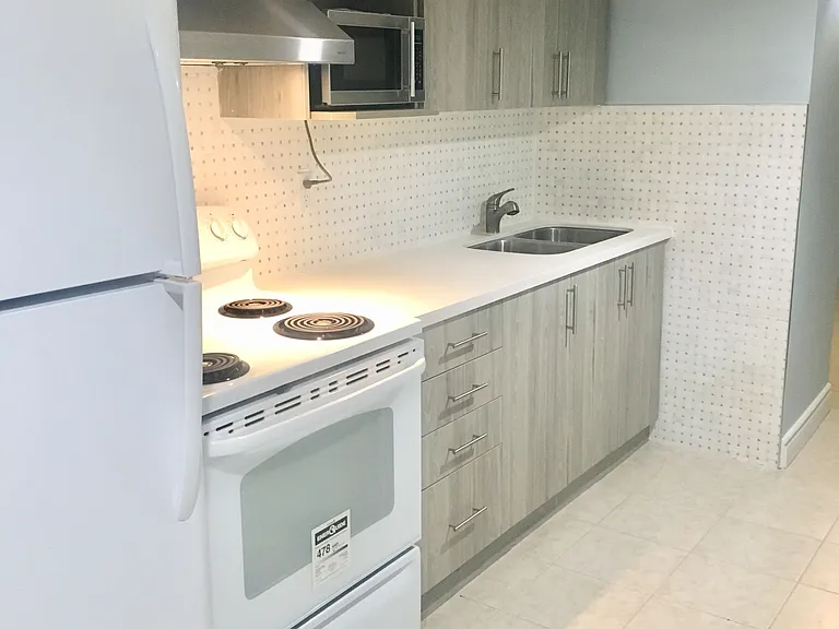 305 Margueretta St #LOWER — Photo 1