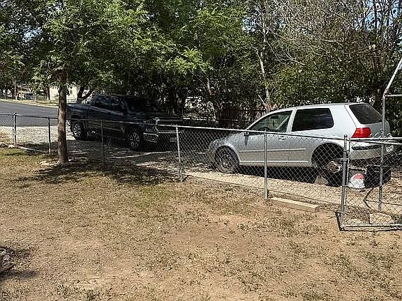 2nd image of 908 Wild Persimmon St