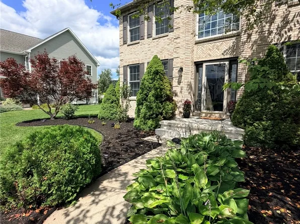 28 Hunters Run, Horseheads, NY 14845
