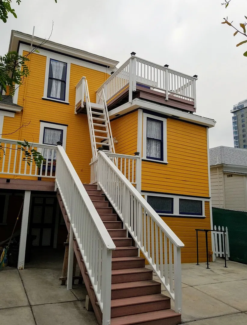 Victorian Home in Little Italy, 4 bed 4 bath, Large lot — Photo 4