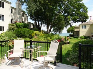 700 Waters Edge Rd, Racine, WI 53402