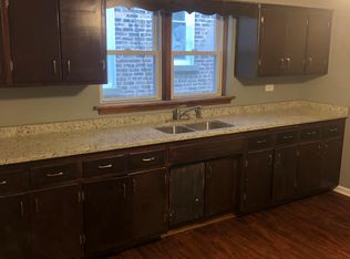 8122 S Kingston Ave #1, Chicago, IL 60617