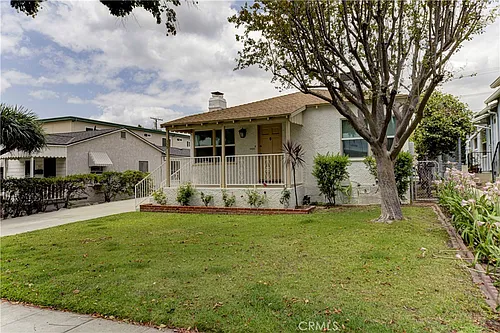 559 E Providencia Ave Photo 1 559 E Providencia Ave Photo 1