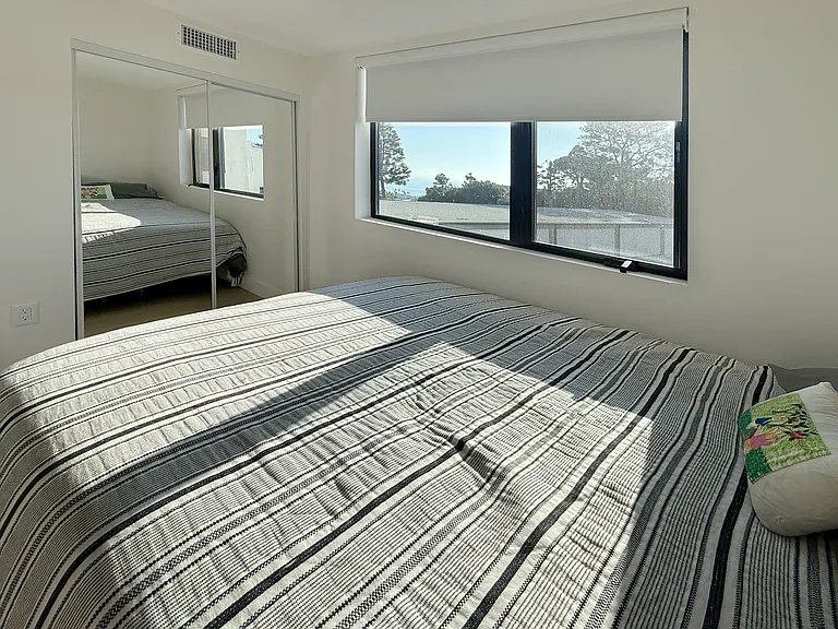 2nd Guest bedroom with whitewater views
