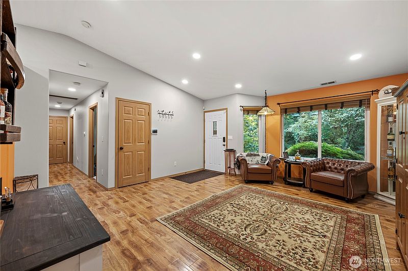 4th image of 7615 Mero Road