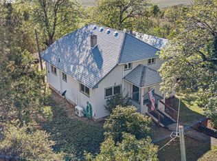 2064 S Myrtle Rd, Myrtle Creek, OR 97457