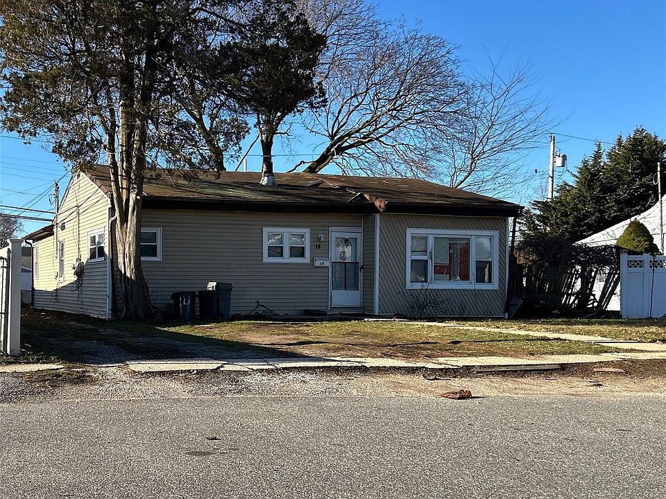 1st image of 14 Chevy Chase