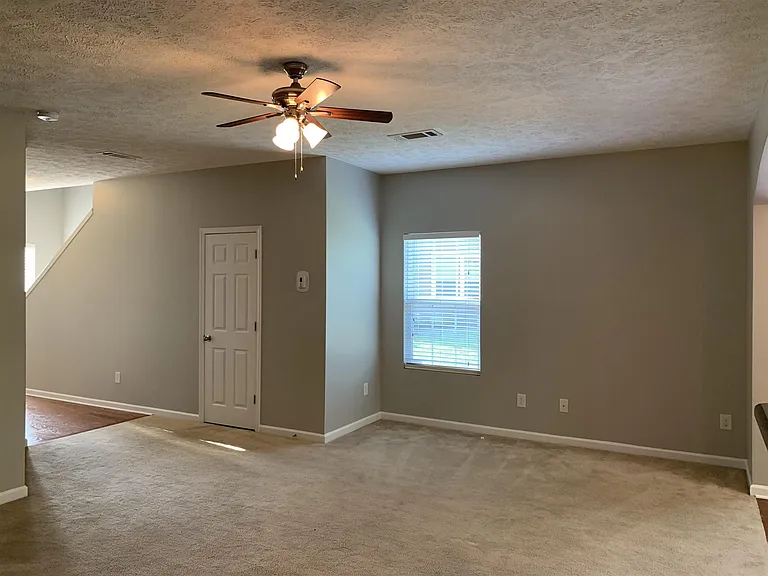 8350 Rossi Rd — Photo 14
