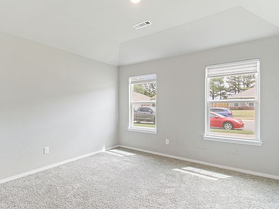 5th image of 3700 S 1st Pl