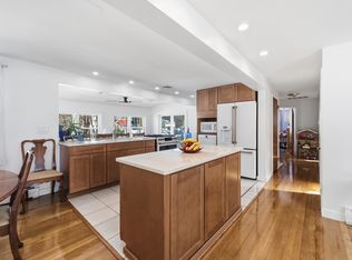 11 Hillcrest Ave, Brockton, MA 02301