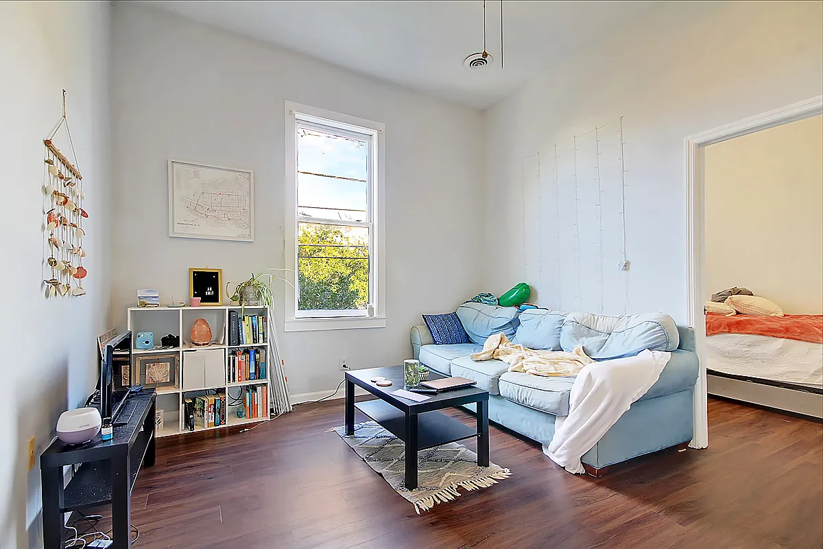 2 bed, $2,300 — Photo 4
