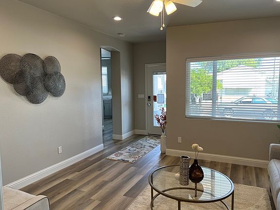 4th image of 702 S Meridian Rd #1076