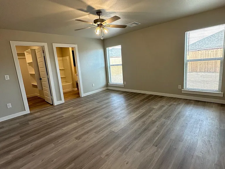 3210 Cottonwood Ave — Photo 7