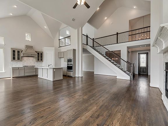 5th image of 2387 Alcove Dr