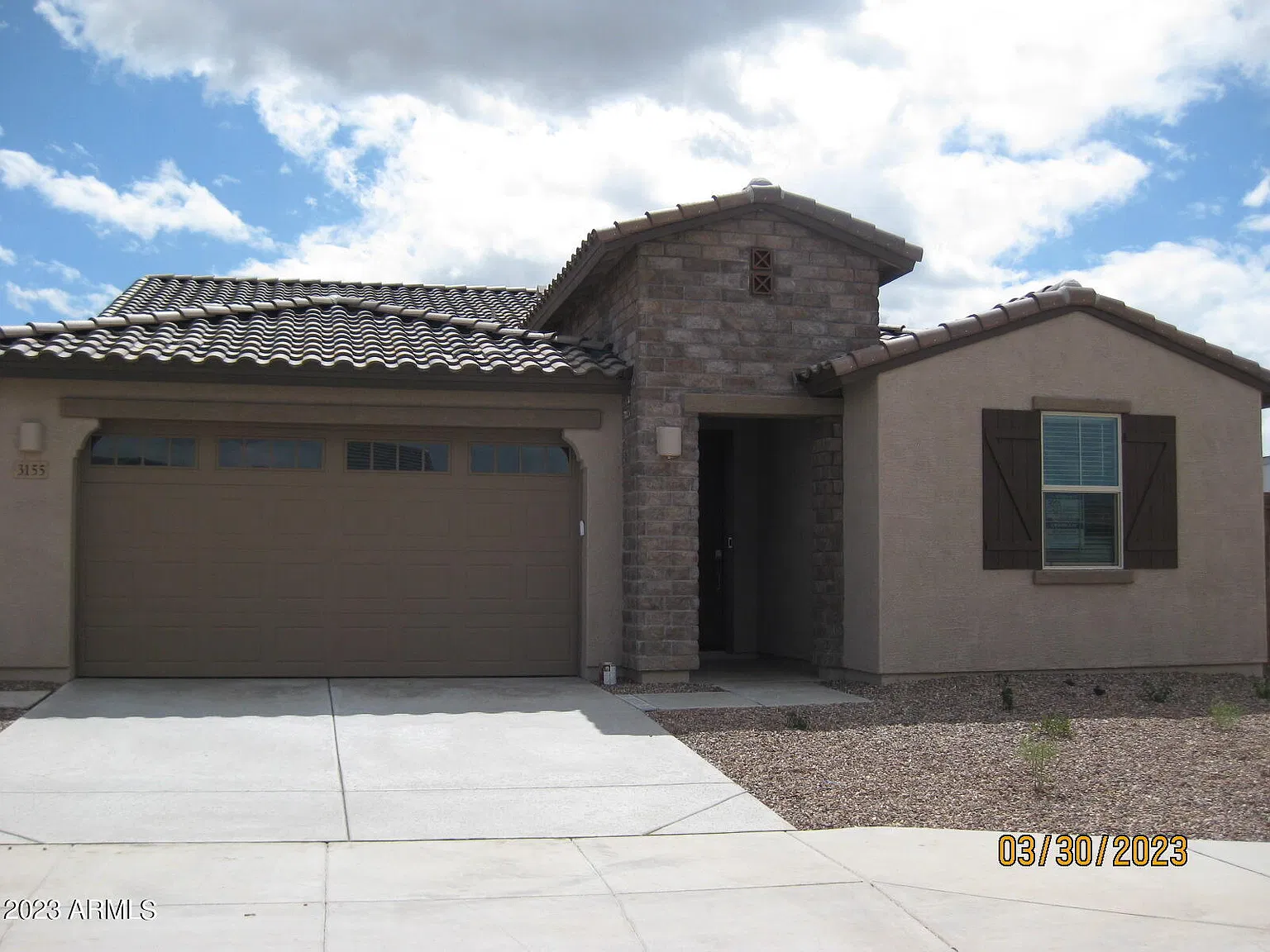 3 bed, 2.0 bath, 1753 sqft, $2,450 — Photo 2