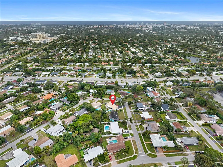 1257 NW 5th St — Photo 50