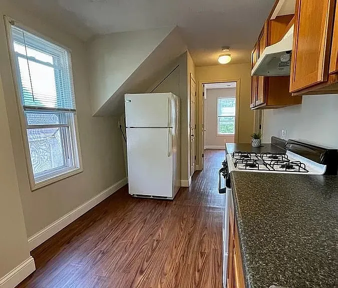 649 Fillmore St NE #2 — Photo 5