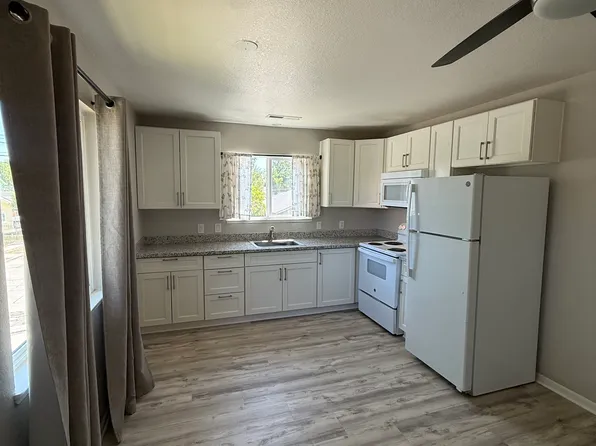 206 W 12th St #1141, Tracy, CA 95376