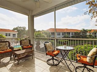 970 Egrets Run APT 201, Naples, FL 34108