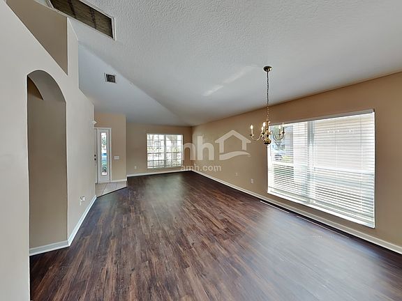 4th image of 11315 Misty Isle Ln