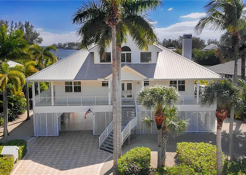 1st image of 61 Kettle Harbor Dr