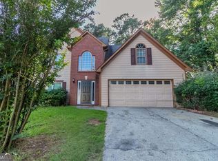 1464 Claredon Dr, Lawrenceville, GA 30043