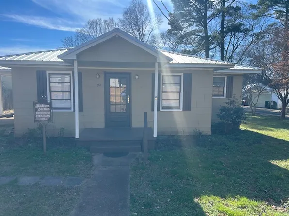 24 College St, Madison, AL 35758