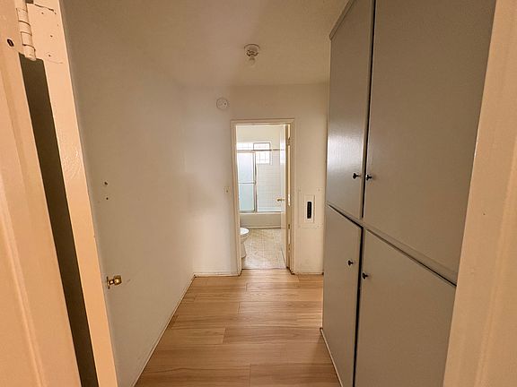 5th image of 655 N Hayworth Ave APT 107