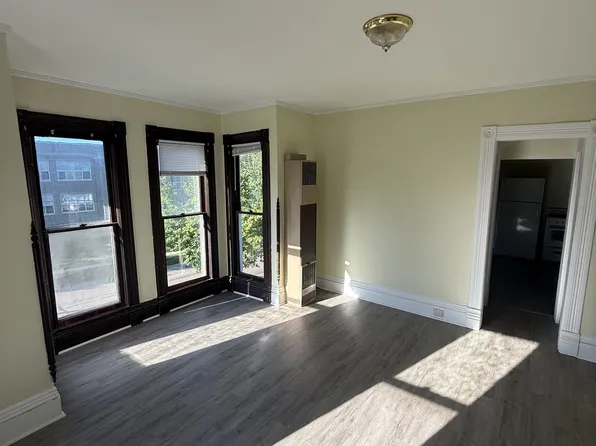 52 N West St #3, Hillsdale, MI 49242