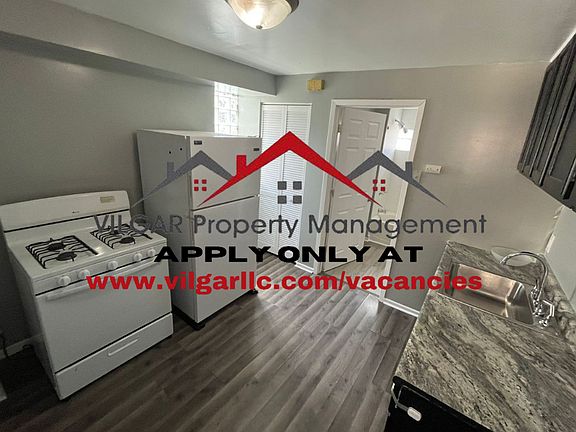 3rd image of 3510 Grand Blvd