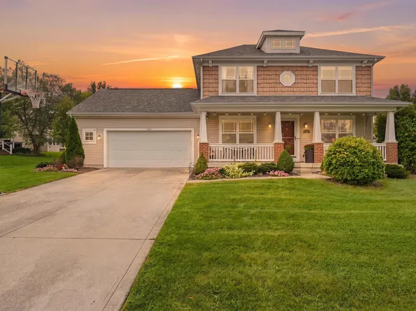 1407 Hickory Gate Dr, Marysville, OH 43040