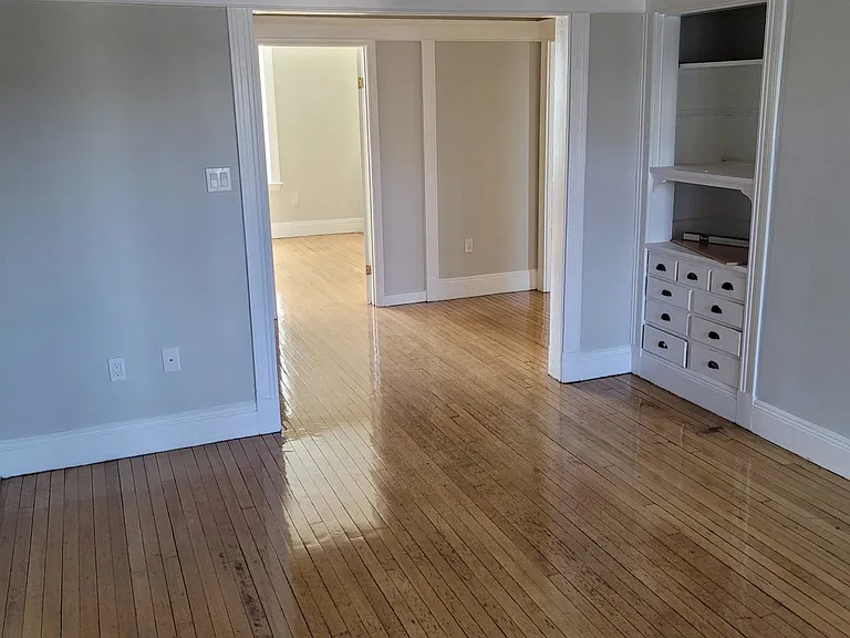 8 Farrington Ave #3 — Photo 23