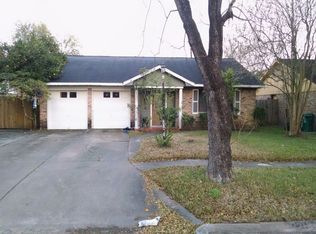 2219 Peach Ln, Pasadena, TX 77502