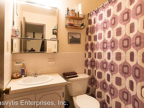 5th image of 18009 Lake Shore Blvd APT 202
