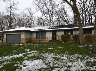 12417 N Gate Rd, Roscoe, IL 61073