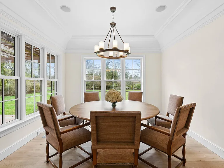 5 Hook Pond Ln — Photo 6