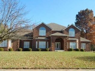 11534 Rosary Ln, Saint Louis, MO 63138