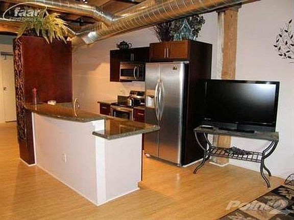 4th image of 317 S Elm St APT 408