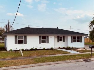 3505 Volpe Dr, Chalmette, LA 70043