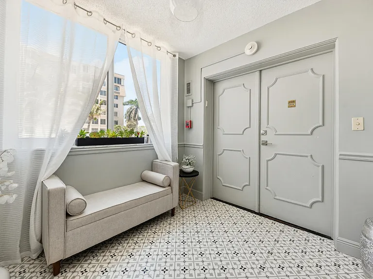 2000 S Ocean Blvd #208 — Photo 4