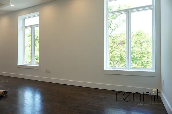 Rented by Rennit Inc. | media 40