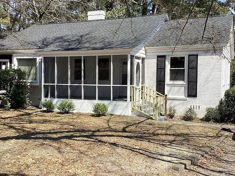 5123 Kilbourne Rd — Photo 1