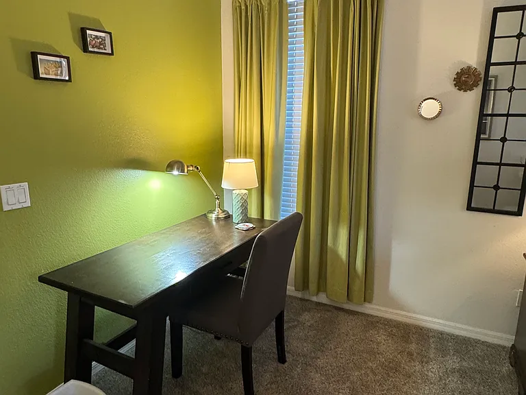 452 N Hampton Dr — Photo 29